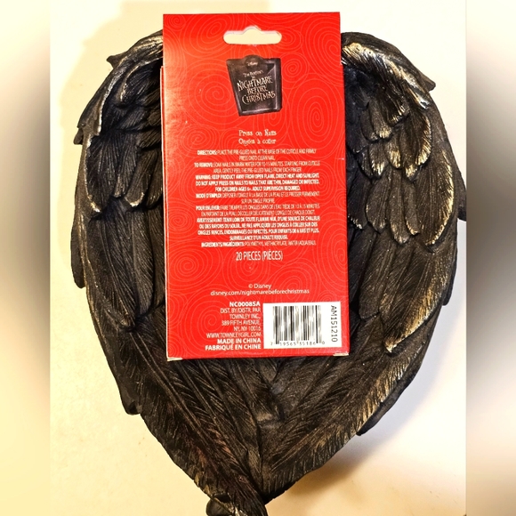 NEW IN BOX Press on Glue on Nightmare before Christmas Jack Skellington Nails - Picture 2 of 6